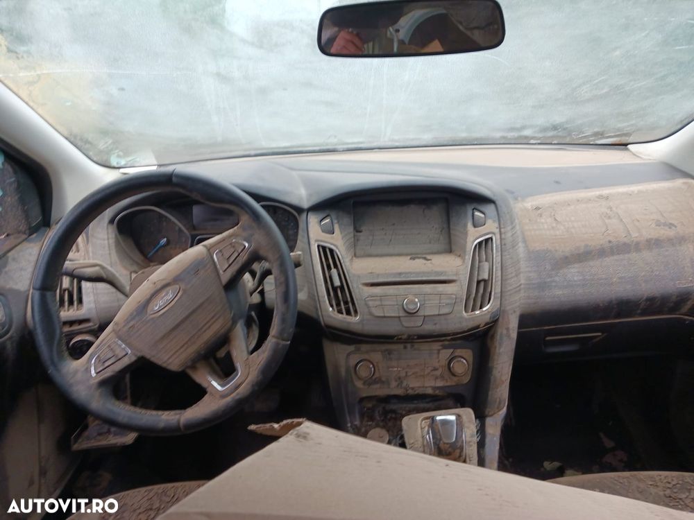 Fata de usa  stanga fata Ford Focus 3 [facelift] [2014 - 2020] XWDB 1 - 6