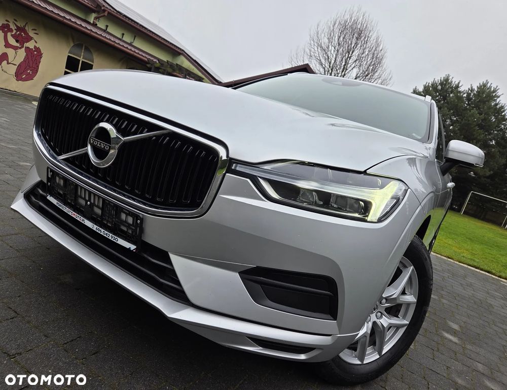 Volvo XC 60 D4 Momentum Pro - 1