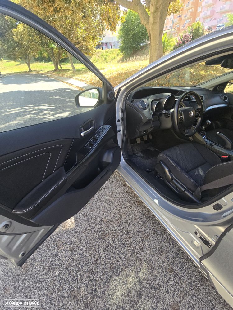 Honda Civic 1.4 i-VTEC Elegance Connect Navi - 18