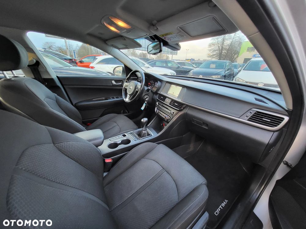Kia Optima - 9