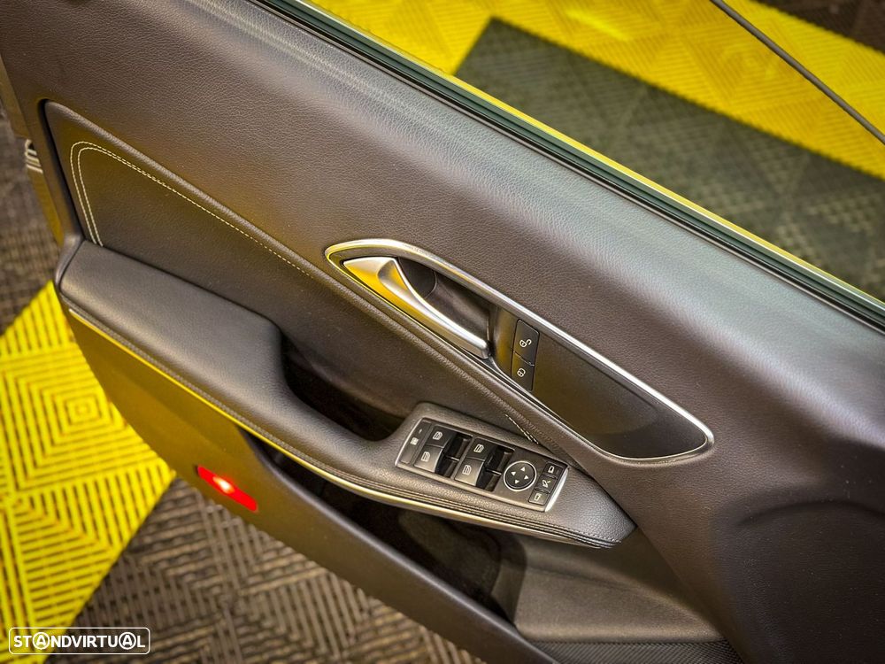 Mercedes-Benz CLA 180 - 36