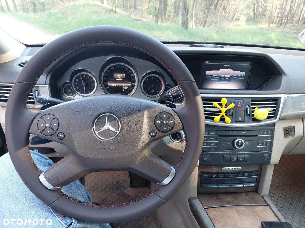 Mercedes-Benz Klasa E 350 CDI BlueEff - 13