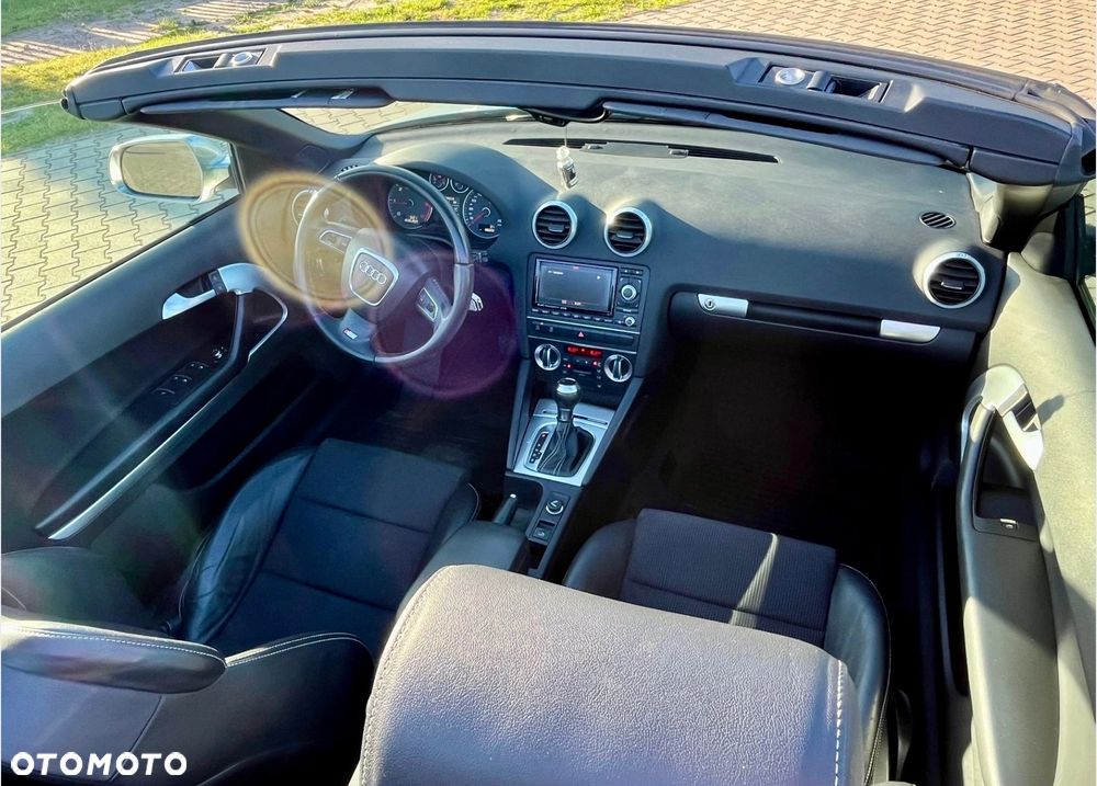 Audi A3 Cabrio 2.0 TDI DPF S tronic S Line Sportpaket - 13