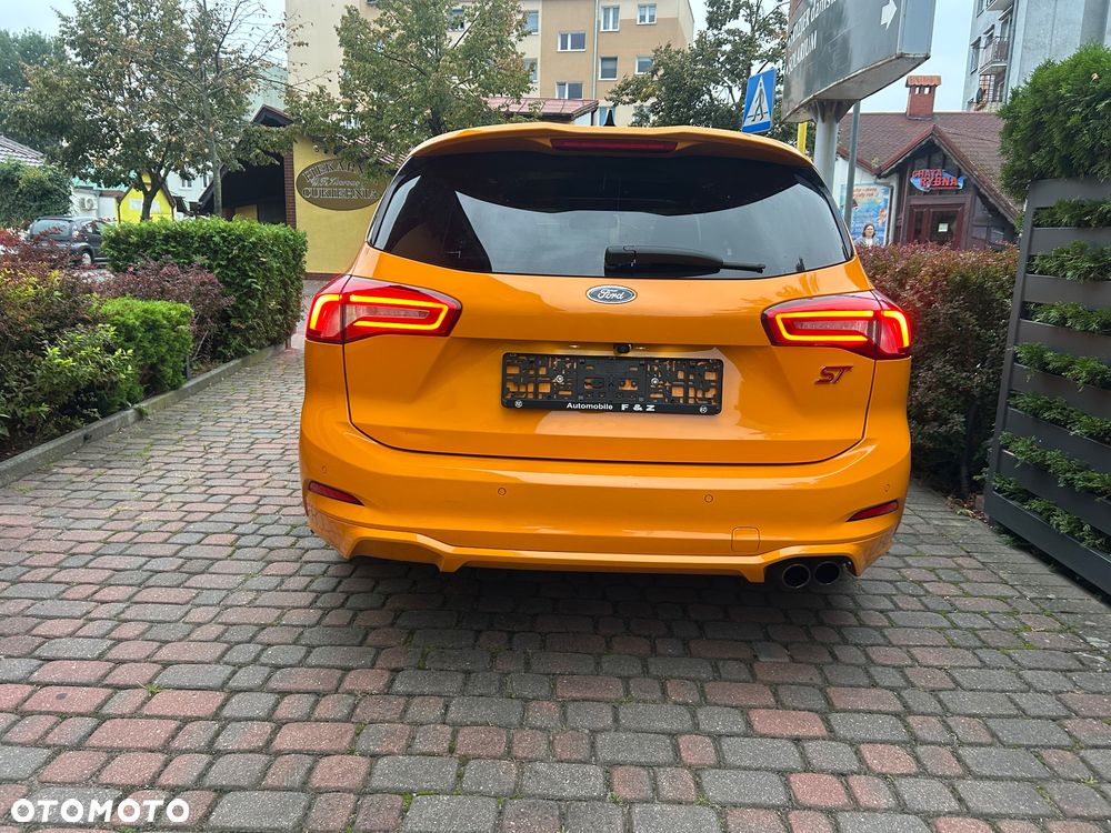 Ford Focus 2.0 EcoBlue ST - 16