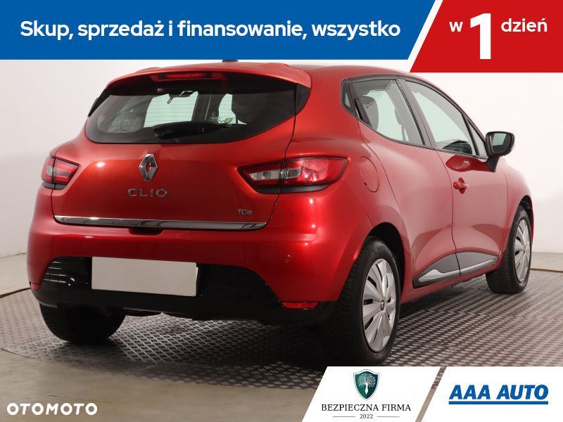 Renault Clio - 7