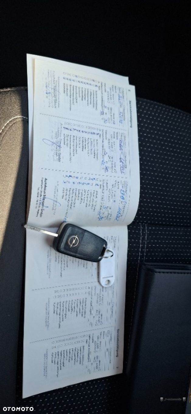 Opel Astra GTC 1.4 Turbo - 8