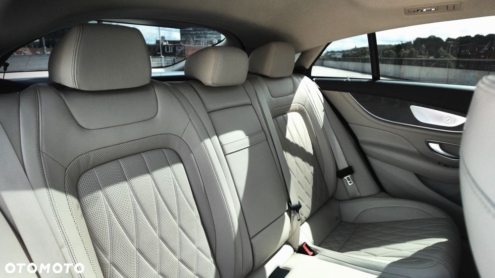 Mercedes-Benz AMG GT 53 4-Matic+ - 17