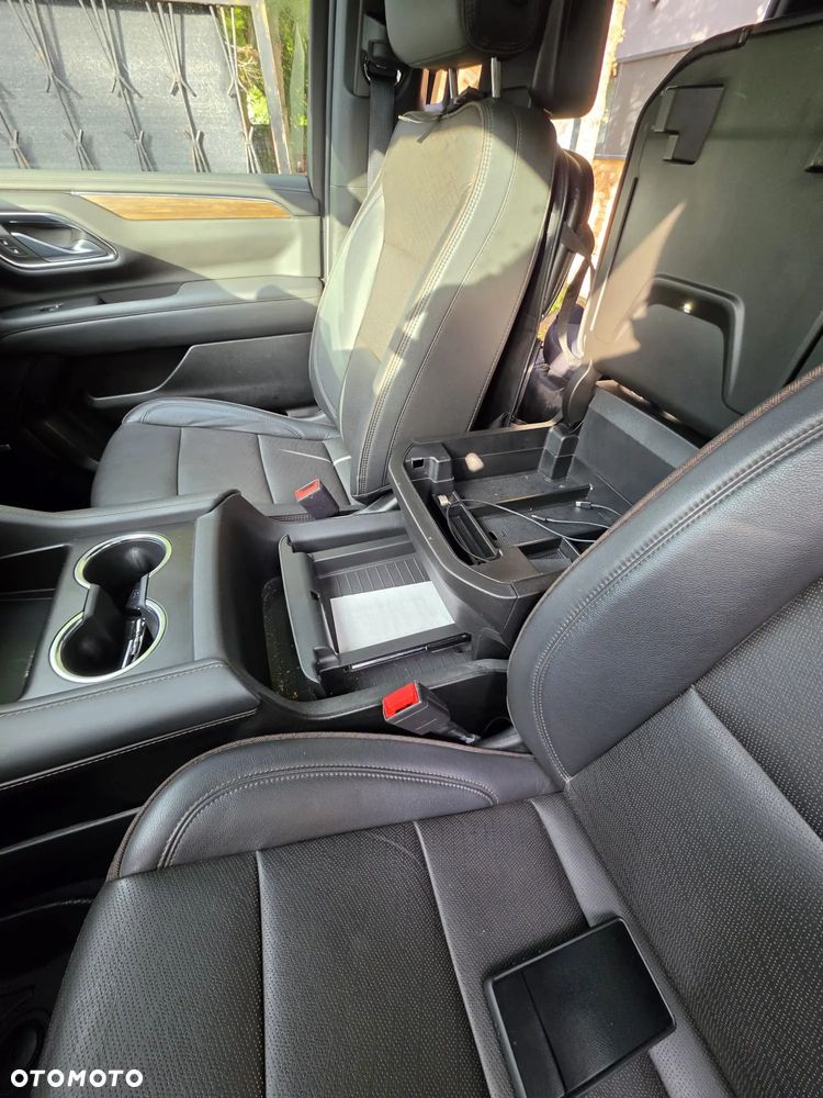 Chevrolet Tahoe - 8