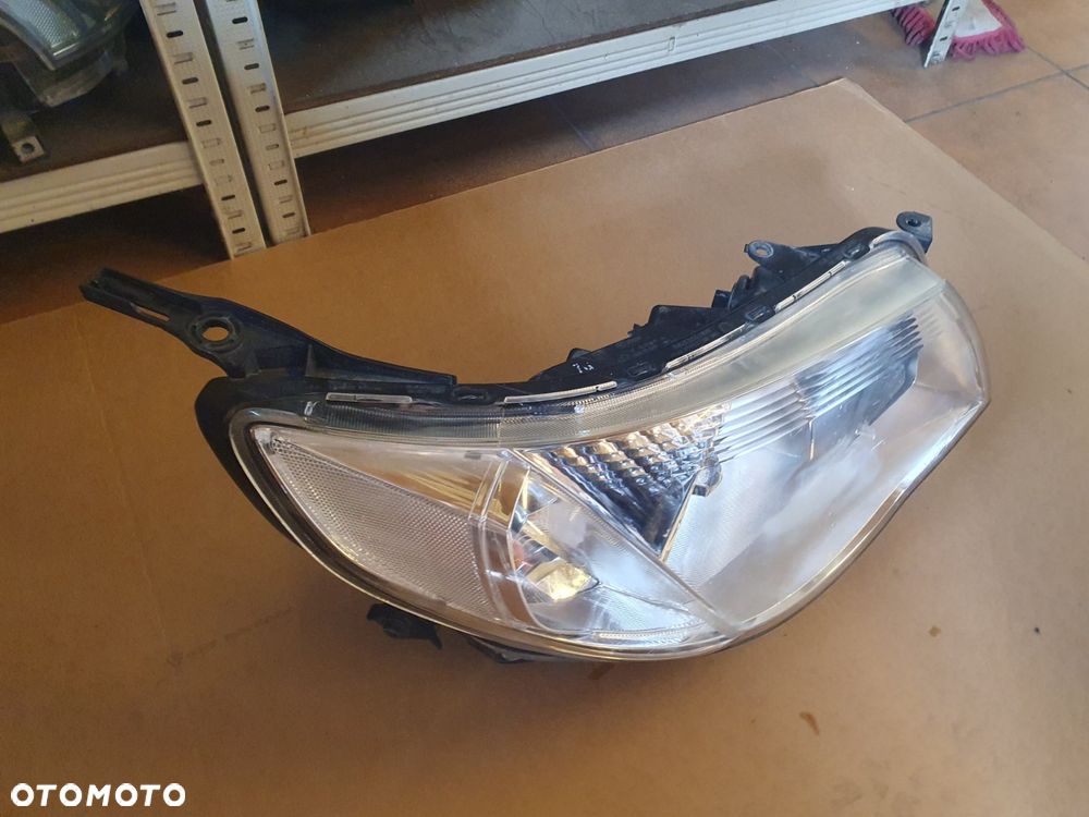 REFLEKTOR PRAWY SUBARU FORESTER 3 III SH - 2