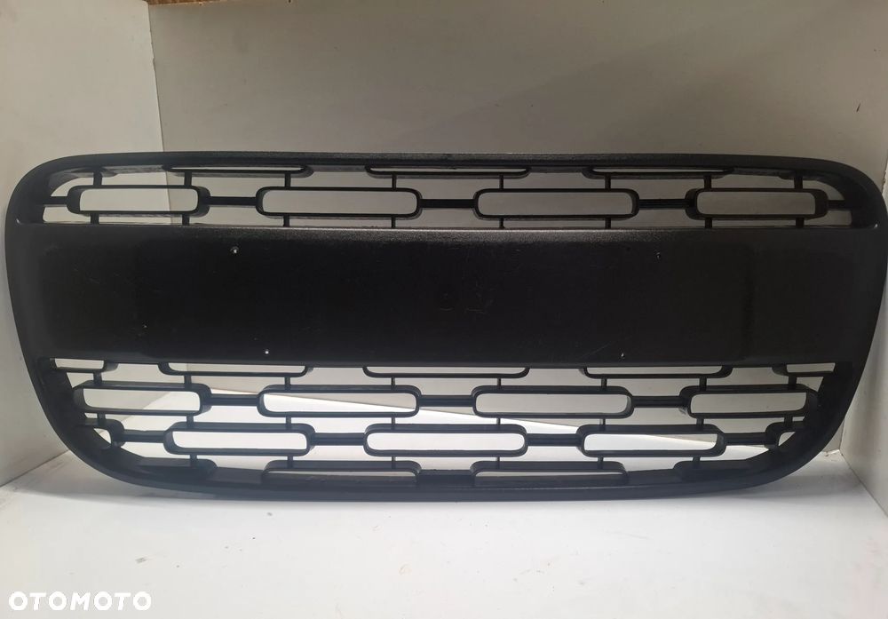 KRATKA ZDERZAKA SRODKOWA FIAT PANDA III 3 SLASK WYSYLKA VAT - 1
