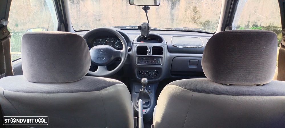 Renault Clio 1.2 Authentique - 7