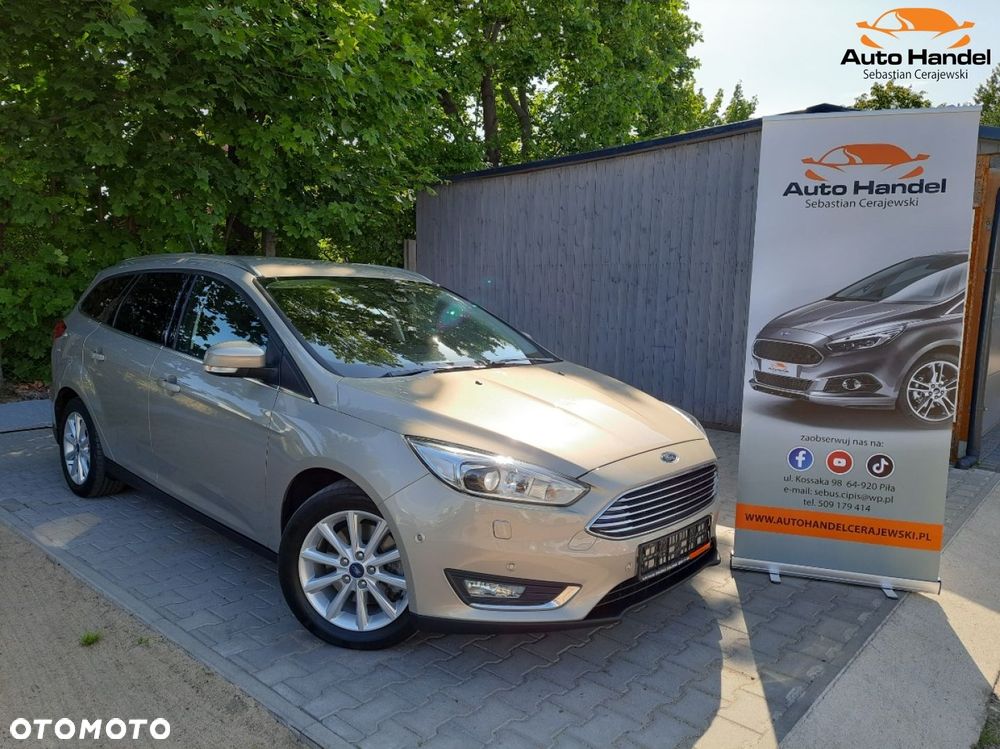 Ford Focus 1.5 EcoBoost STart-Stopp-System TITANIUM - 2