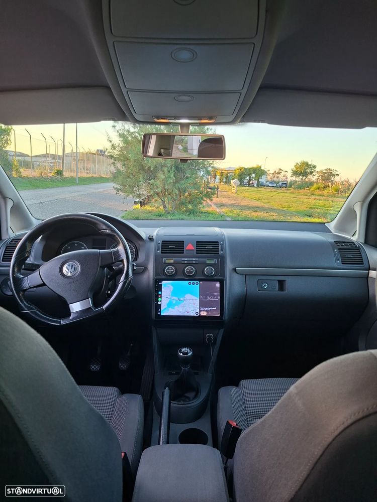 VW Touran 2.0 TDI Highline EC 7L - 10