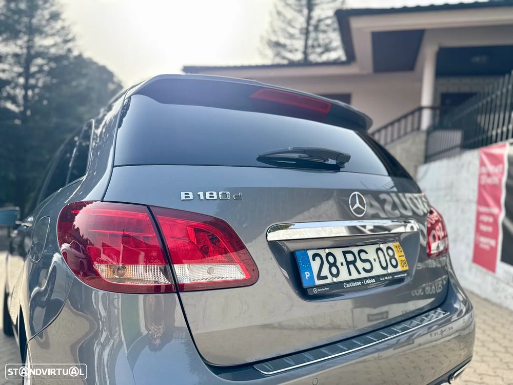 Mercedes-Benz B 180 d Style - 8
