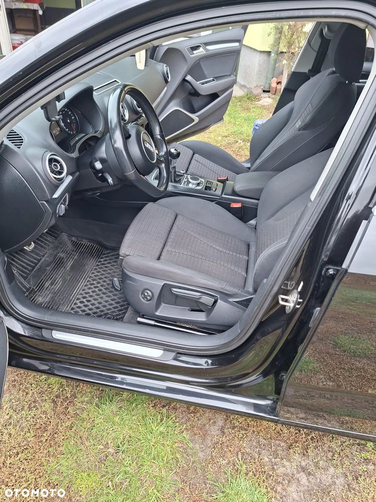 Audi A3 Limousine 2.0 TDI design - 12