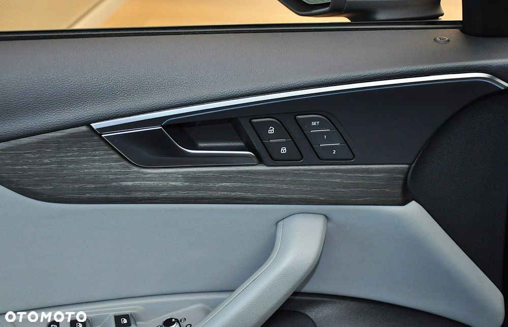 Audi A4 Allroad - 16