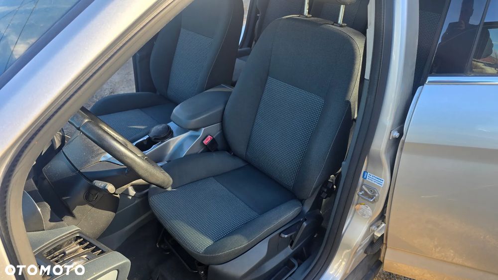 Ford C-MAX 1.6 Trend - 29