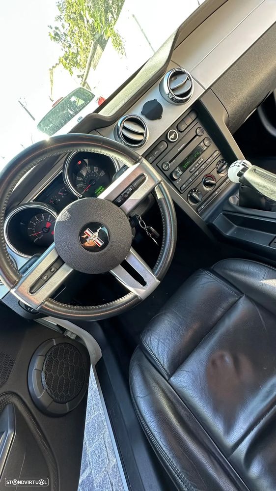 Ford Mustang - 9