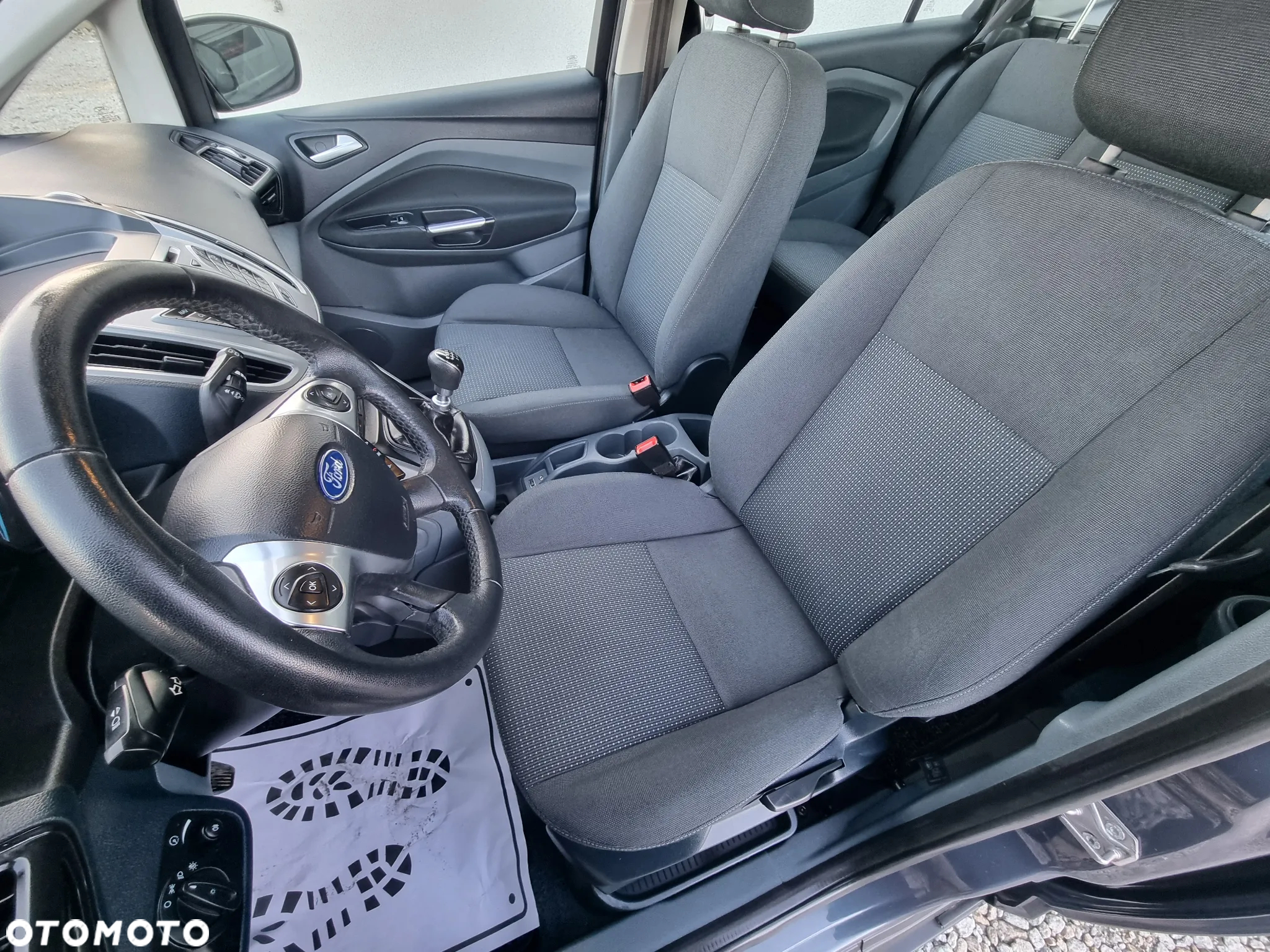 Ford Grand C-MAX 1.6 TDCi Titanium - 9