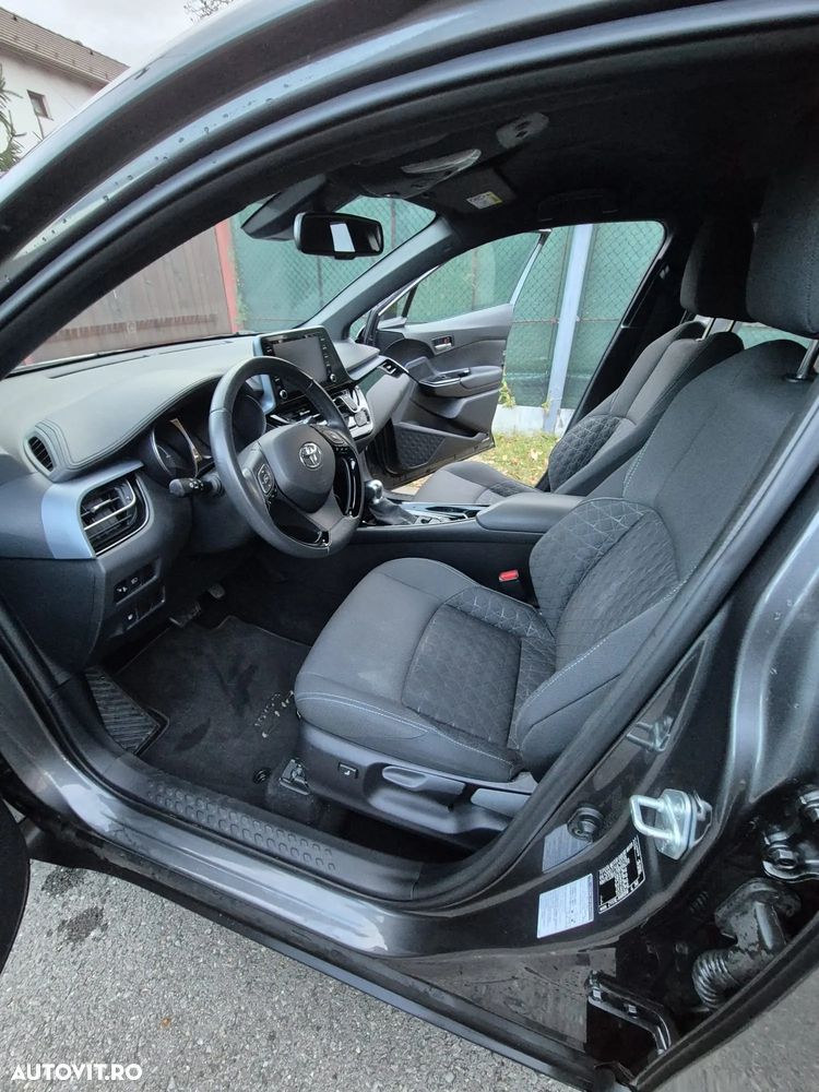 Toyota C-HR 1.2 Turbo 4x2 CVT C-ult LED - 5