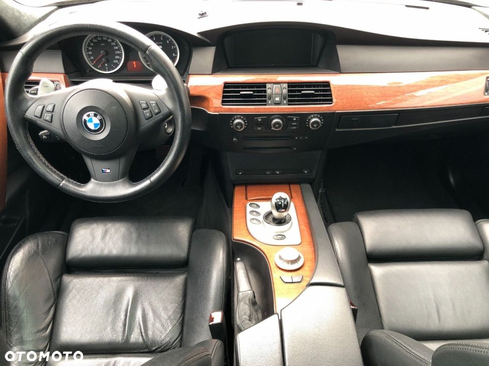 BMW M5 Standard - 20