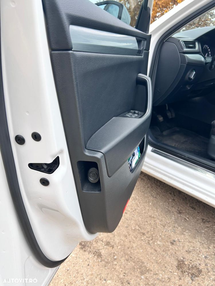 Skoda Superb 2.0 TDI 4X4 Ambition - 9