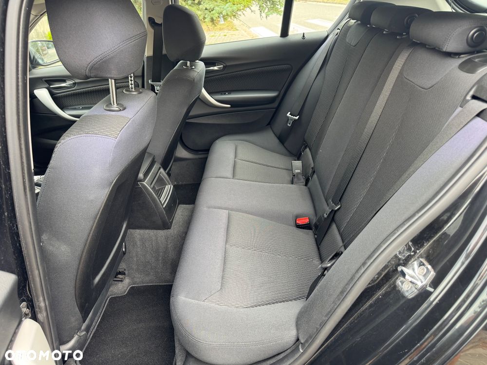 BMW Seria 1 116i Sport Line - 13