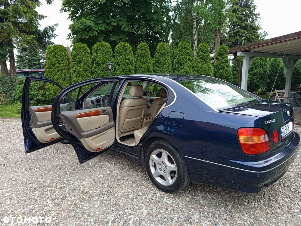 Lexus GS - 39