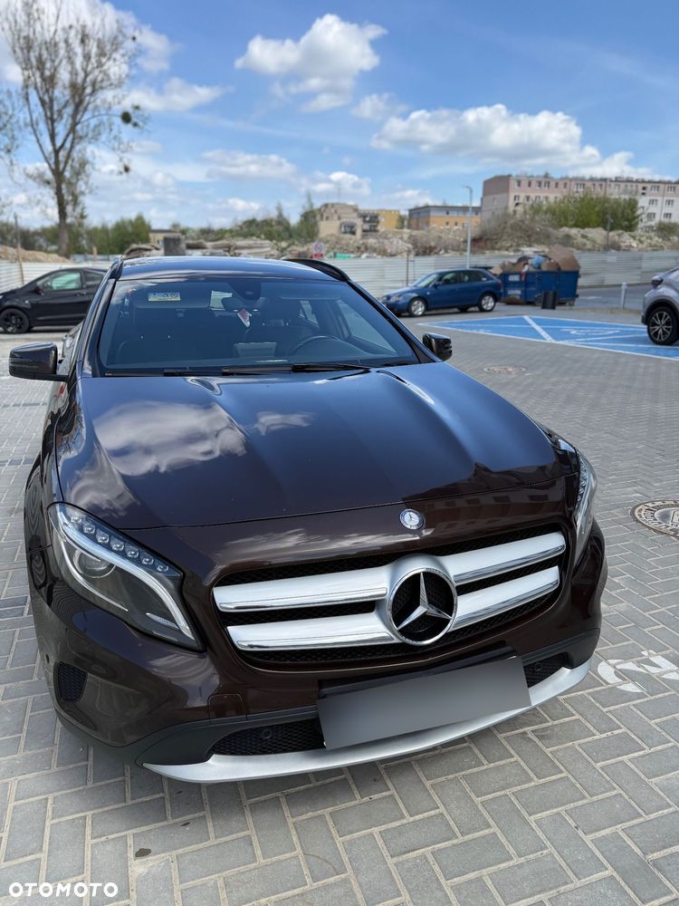 Mercedes-Benz GLA - 1