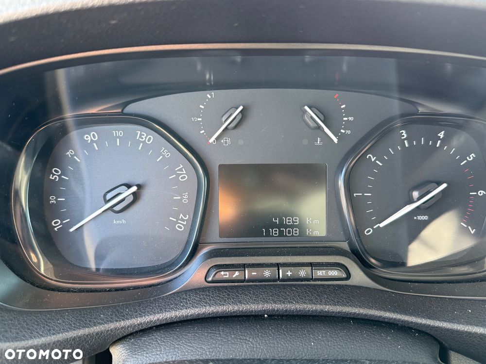 Toyota Proace Verso 2.0 D4-D Long Business - 19