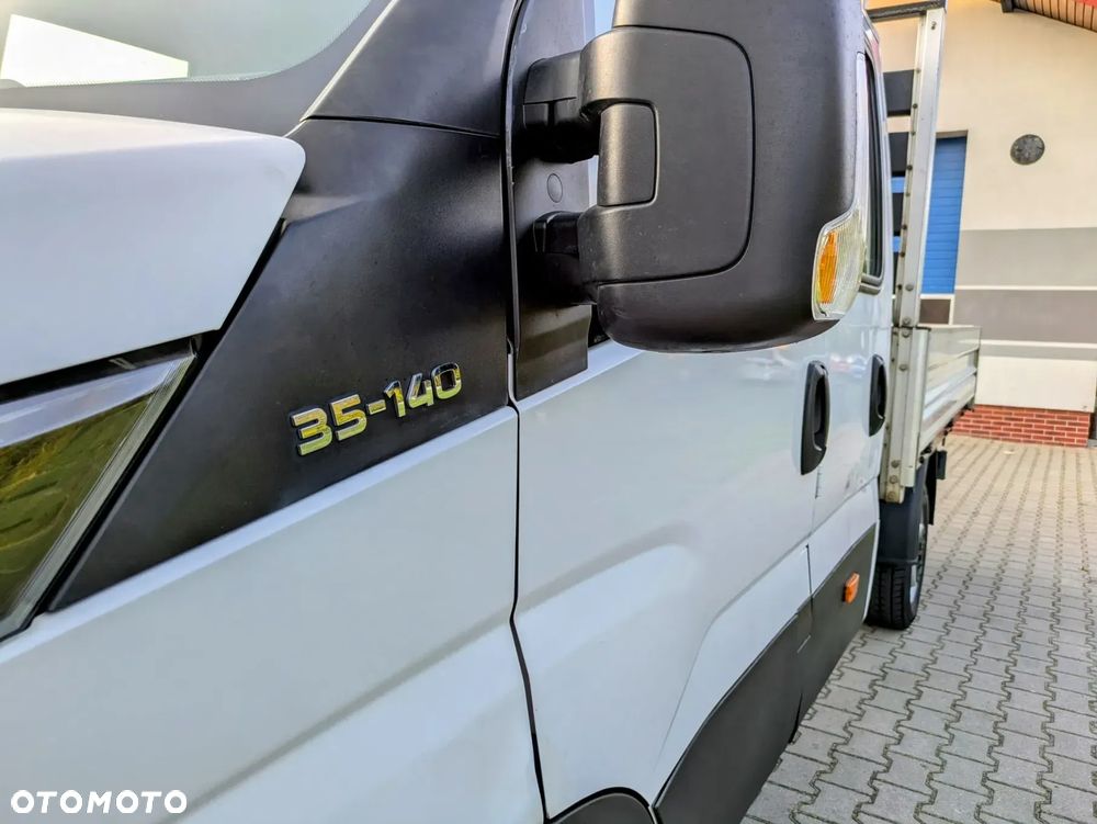 Iveco Iveco Daily 35-140 2018 Rok Doka 7 Osób Kiper - 17