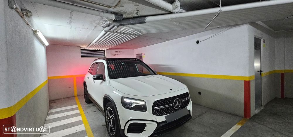 Mercedes-Benz GLB 200 d AMG Line - 8