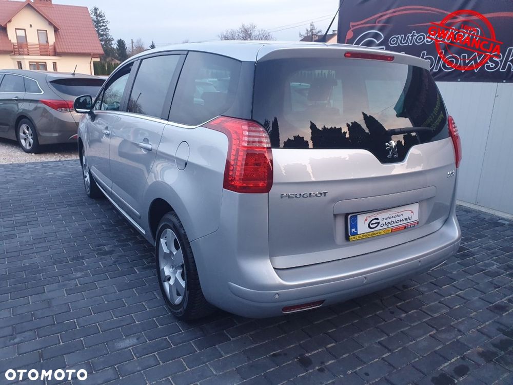 Peugeot 5008 - 5