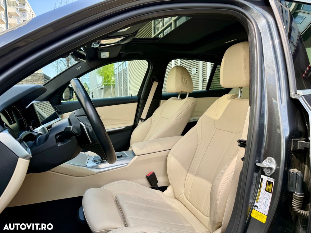 BMW Seria 3 330i Aut. Advantage - 11
