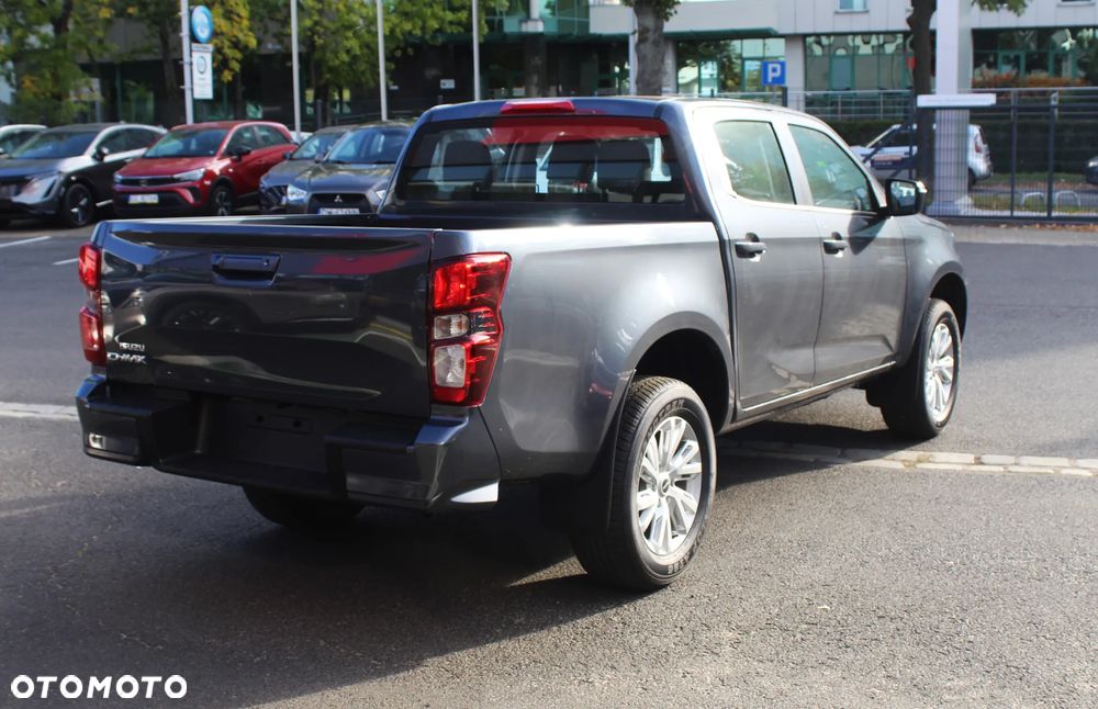 Isuzu D-Max 1.9 DC LS - 6