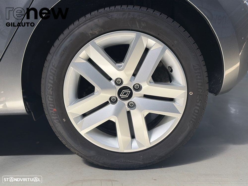 Renault Clio 1.0 TCe Evolution Bi-Fuel - 8