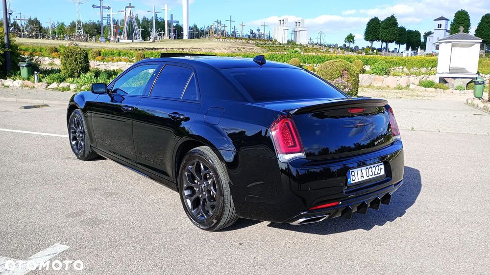 Chrysler 300s - 7