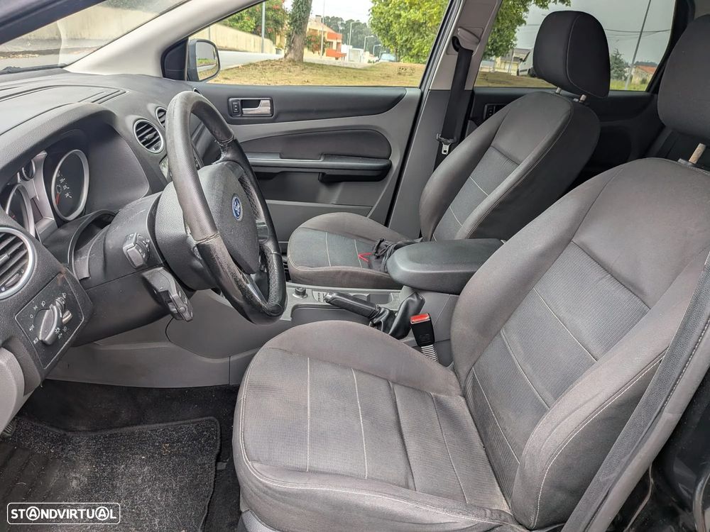 Ford Focus SW 1.6 TDCi S - 9