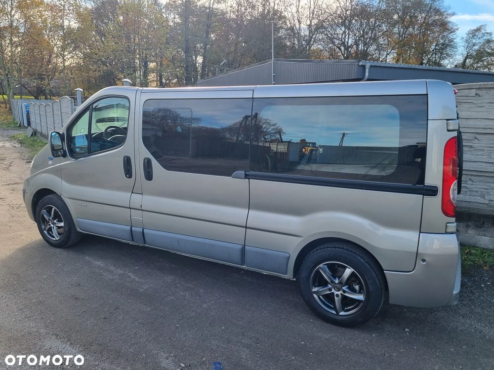 Renault Trafic Grand Passenger Pack Clim - 2
