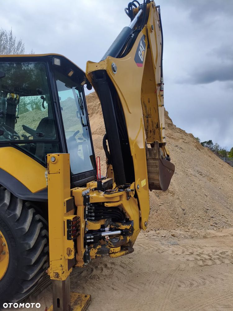 Caterpillar 444F2 - 6