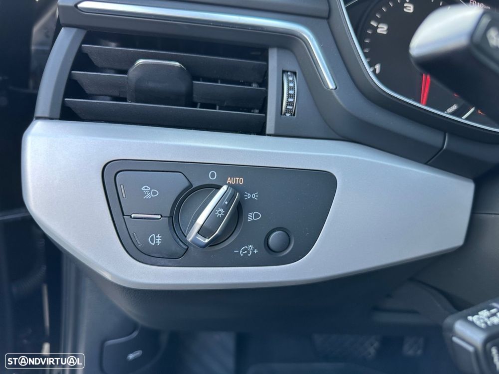 Audi A4 Avant 30 TDI S tronic - 18