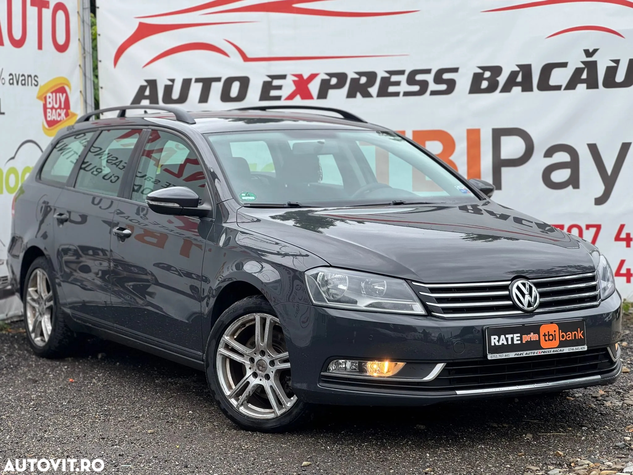 Volkswagen Passat Variant 2.0 TDI BlueMotion Technology DSG Trendline - 2