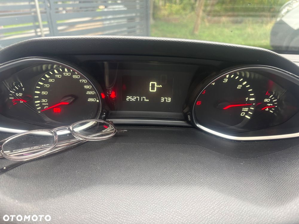 Peugeot 308 - 10
