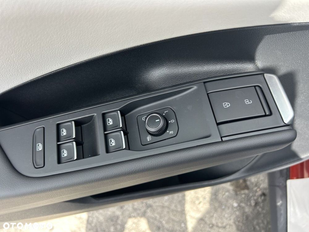 Volkswagen T-Roc 1.5 eTSI Style DSG - 28