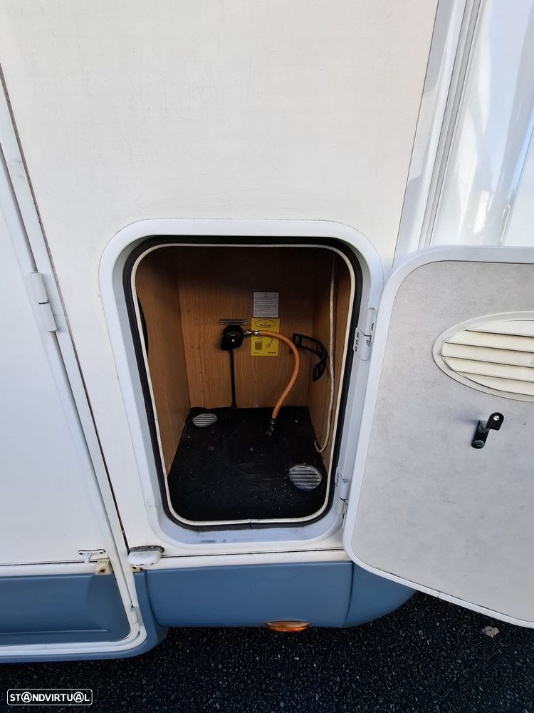 Ford Transit Blucamp - 17