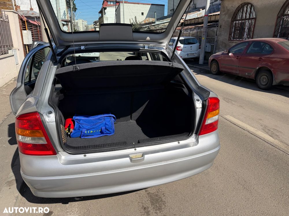 Opel Astra 1.7 CDI Enjoy - 6