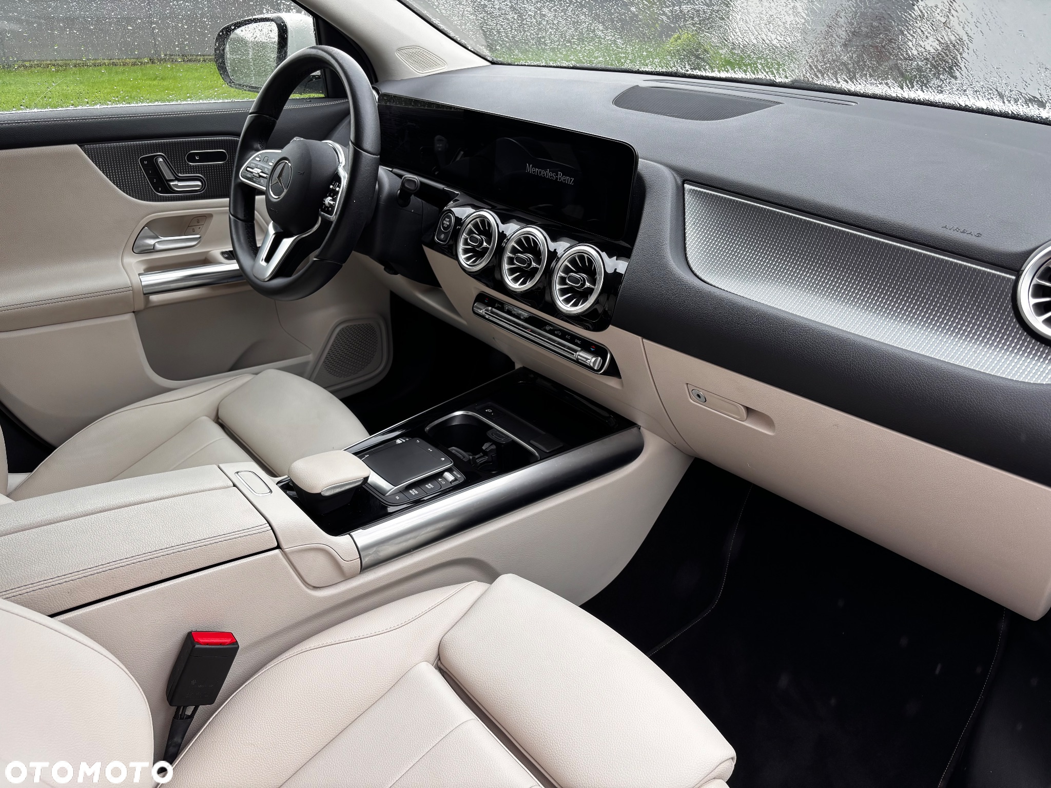 Mercedes-Benz GLA 250 8G-DCT EDITION 2022 - 21