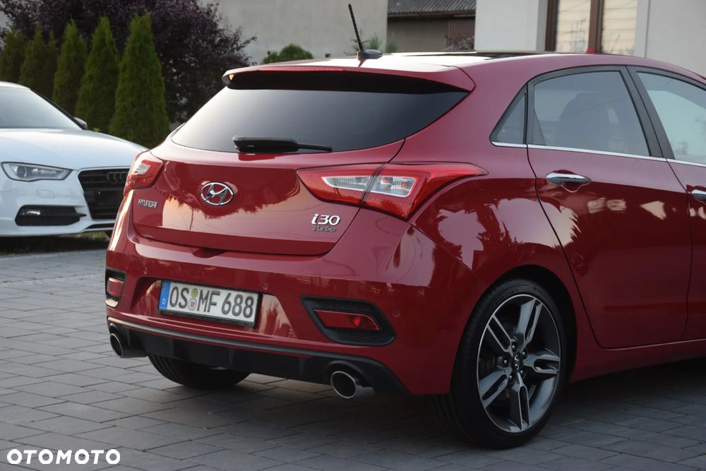 Hyundai i30 1.6 T GDI Turbo - 13