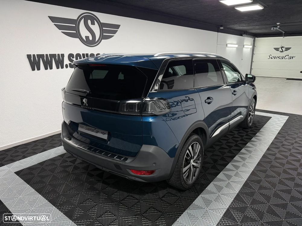Peugeot 5008 1.2 PureTech Allure — fotografia 2
