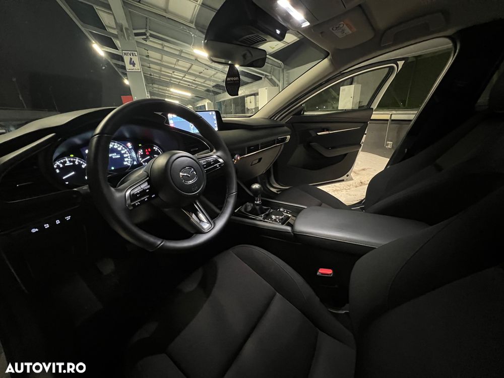 Mazda 3 e-Skyactiv G140 MHEV Center-Line - 11